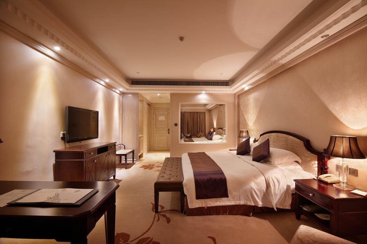Yutong International Hotel Шанту Екстериор снимка