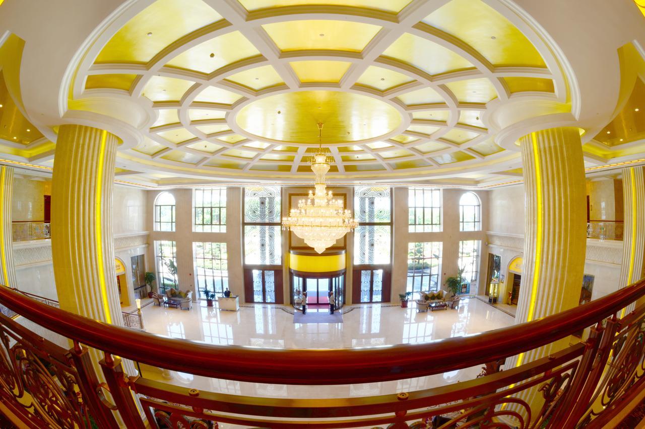Yutong International Hotel Шанту Екстериор снимка
