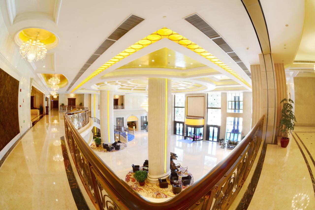 Yutong International Hotel Шанту Екстериор снимка