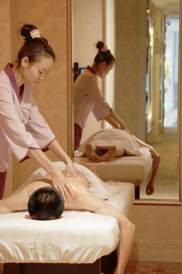 Yutong International Hotel Шанту Екстериор снимка
